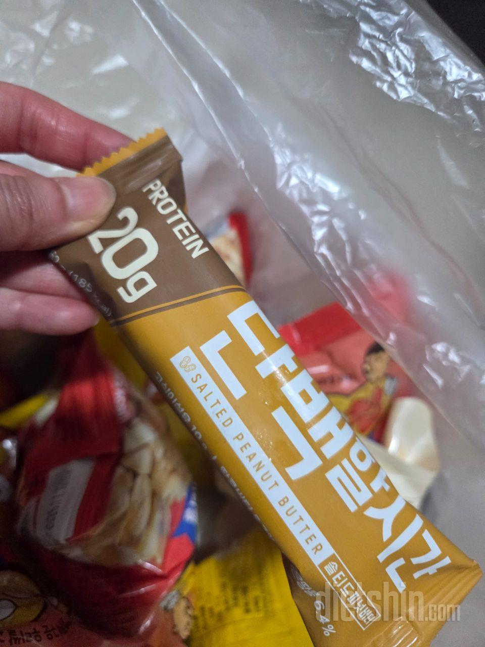 단백할 시간 새로나온 맛인 듯한
솔티