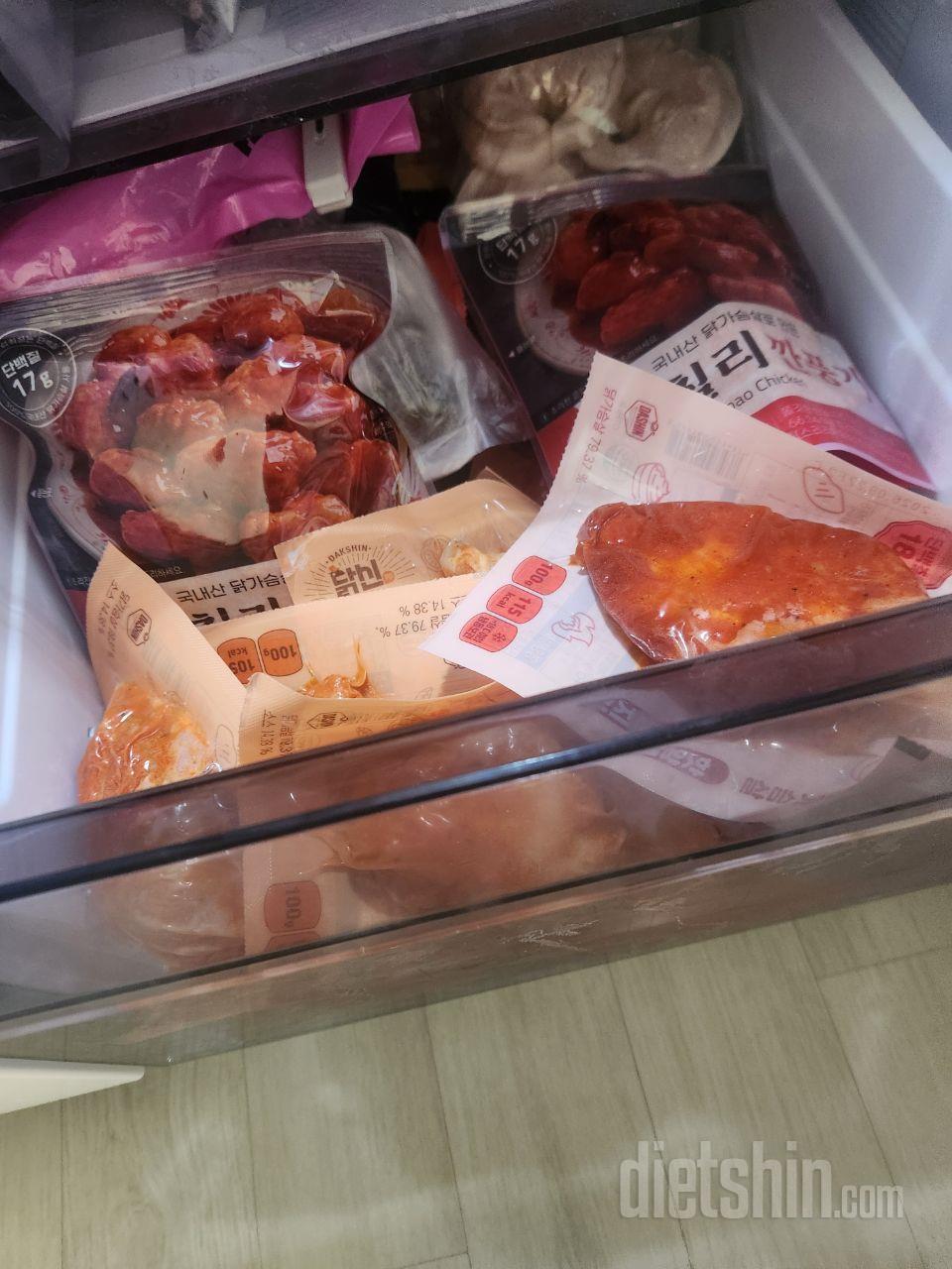 너무너무 맛나요 
특히현미크런치킨?닭