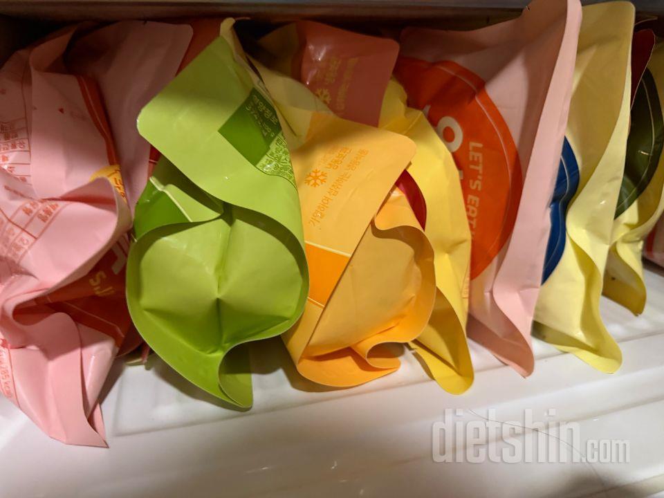 몬가 하고 시켜봤는데, 모지 하고 먹