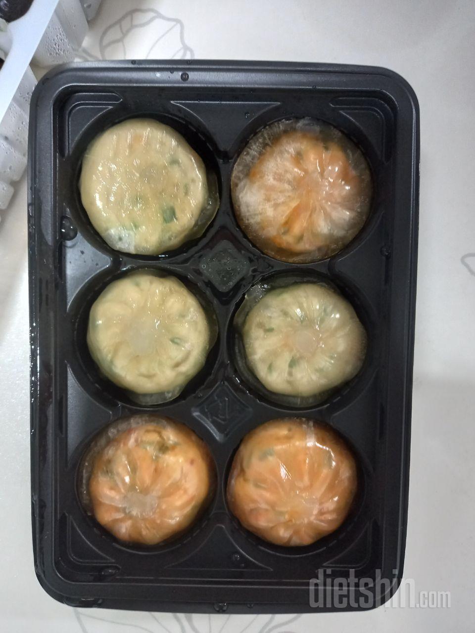 쫀득 쫀득 만두피 재미있네요
닭가슴살