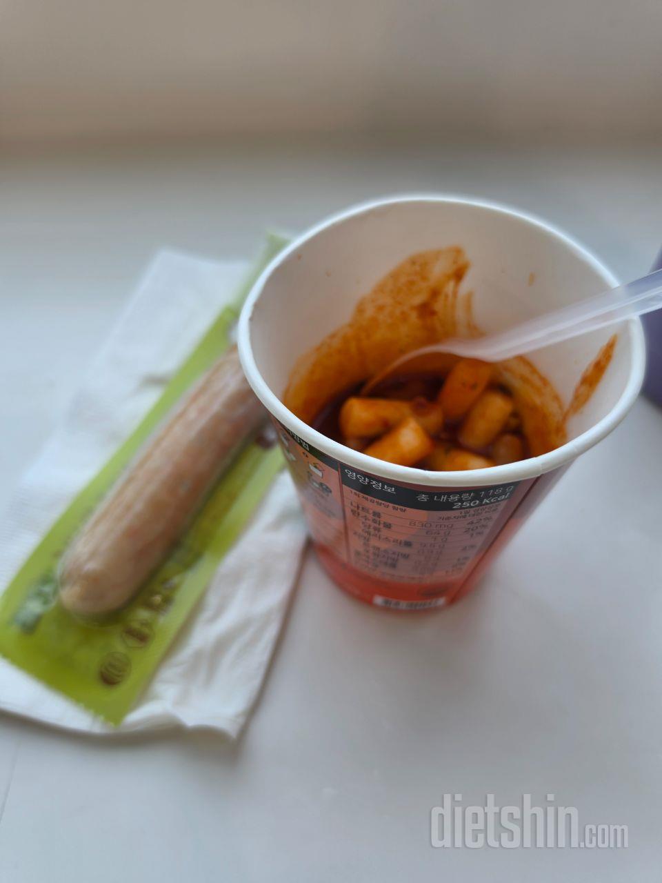 적당히 매콤하고 진짜 맛있어요 강추
