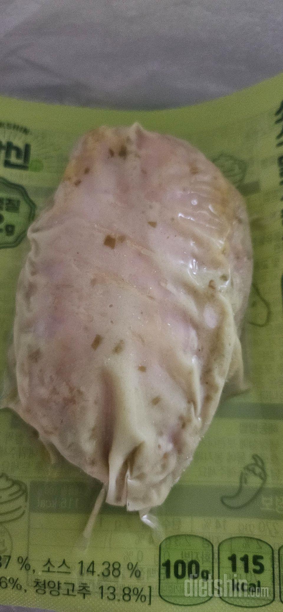 적당히 촉촉하고 맛있어서 자주 먹어요