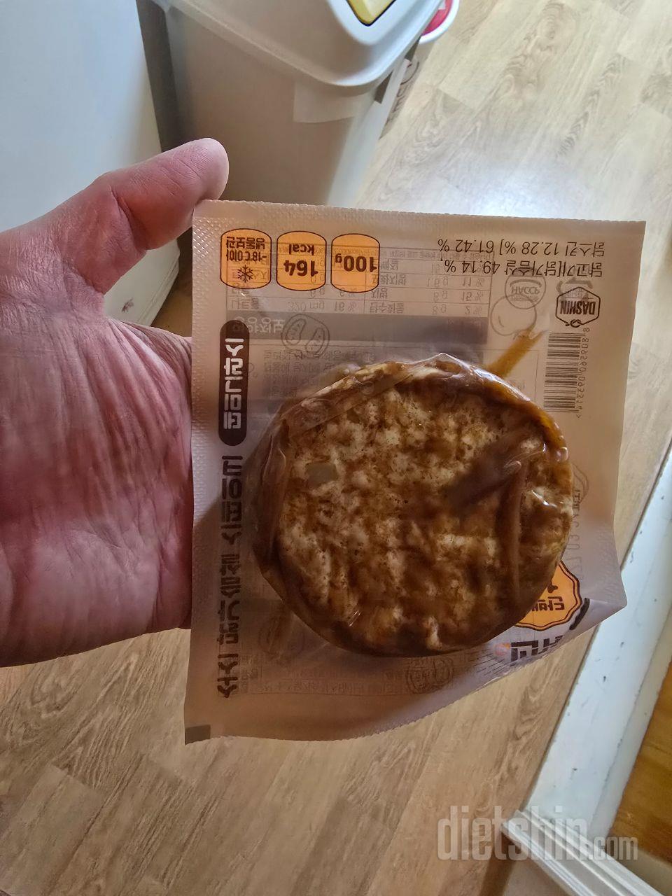 맛있습니다
밥하고 같이먹는데  식사로