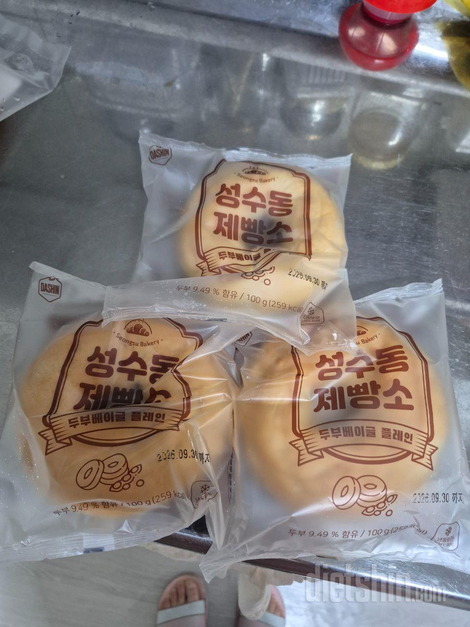 정제된밀가루가 첨가되지 않은건 좋은데