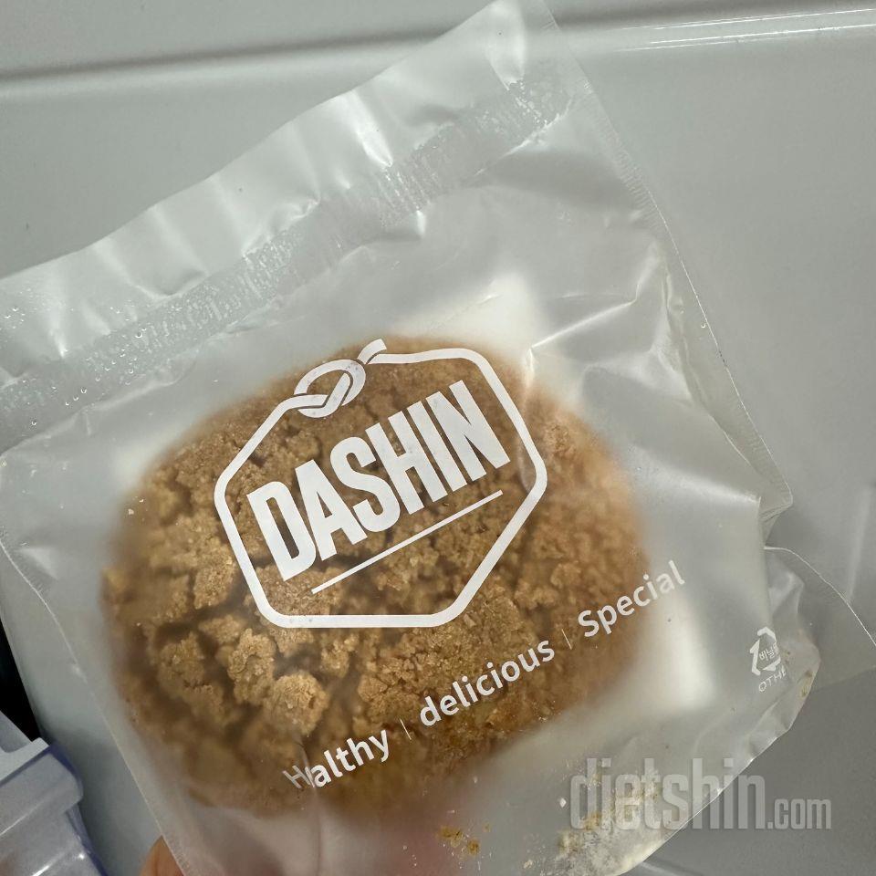 아직 안먹어봤는데 맛있게 생겼어요 후