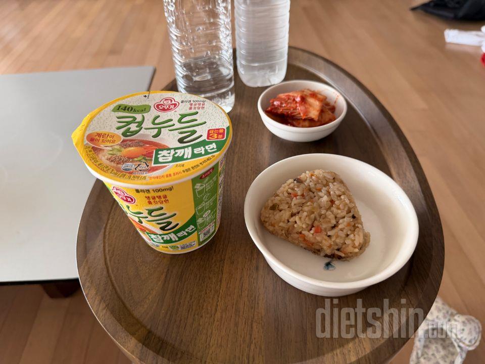칼로리 제한식이 걸려서 시켜봤는데 너