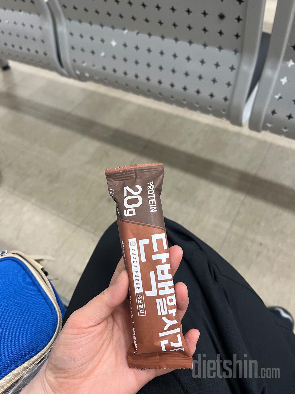 묵직하네요 ㅎㅎ 달달 !