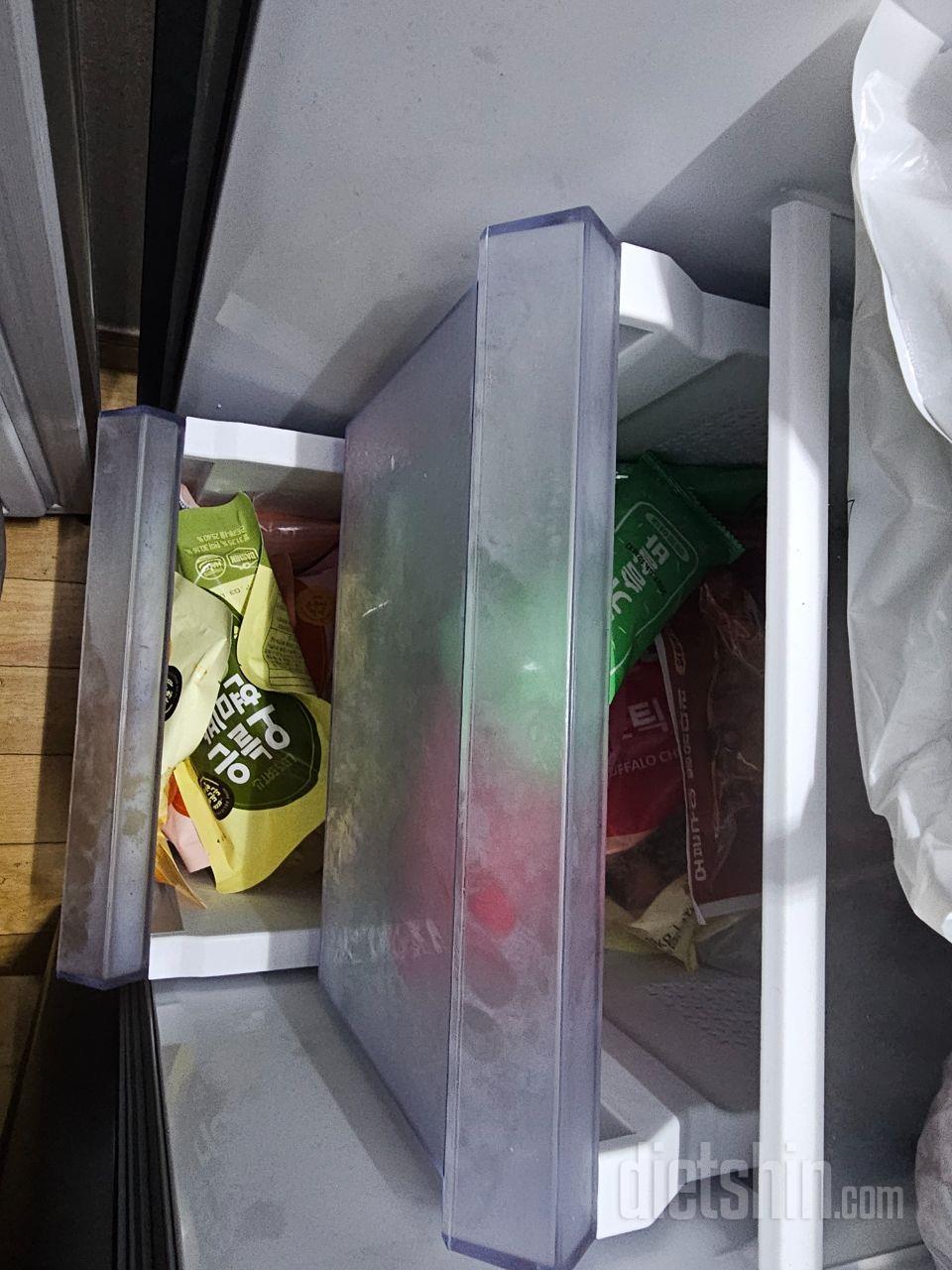 항상 냉동실에 쟁겨두고 먹습니다~!