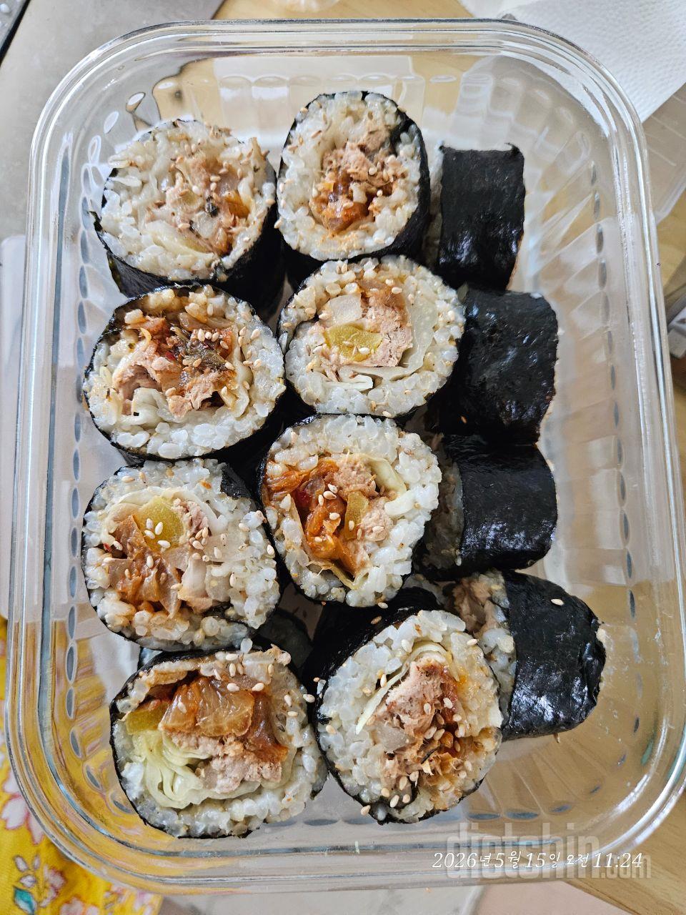 이것만 먹어요. 전부다 맛있어요