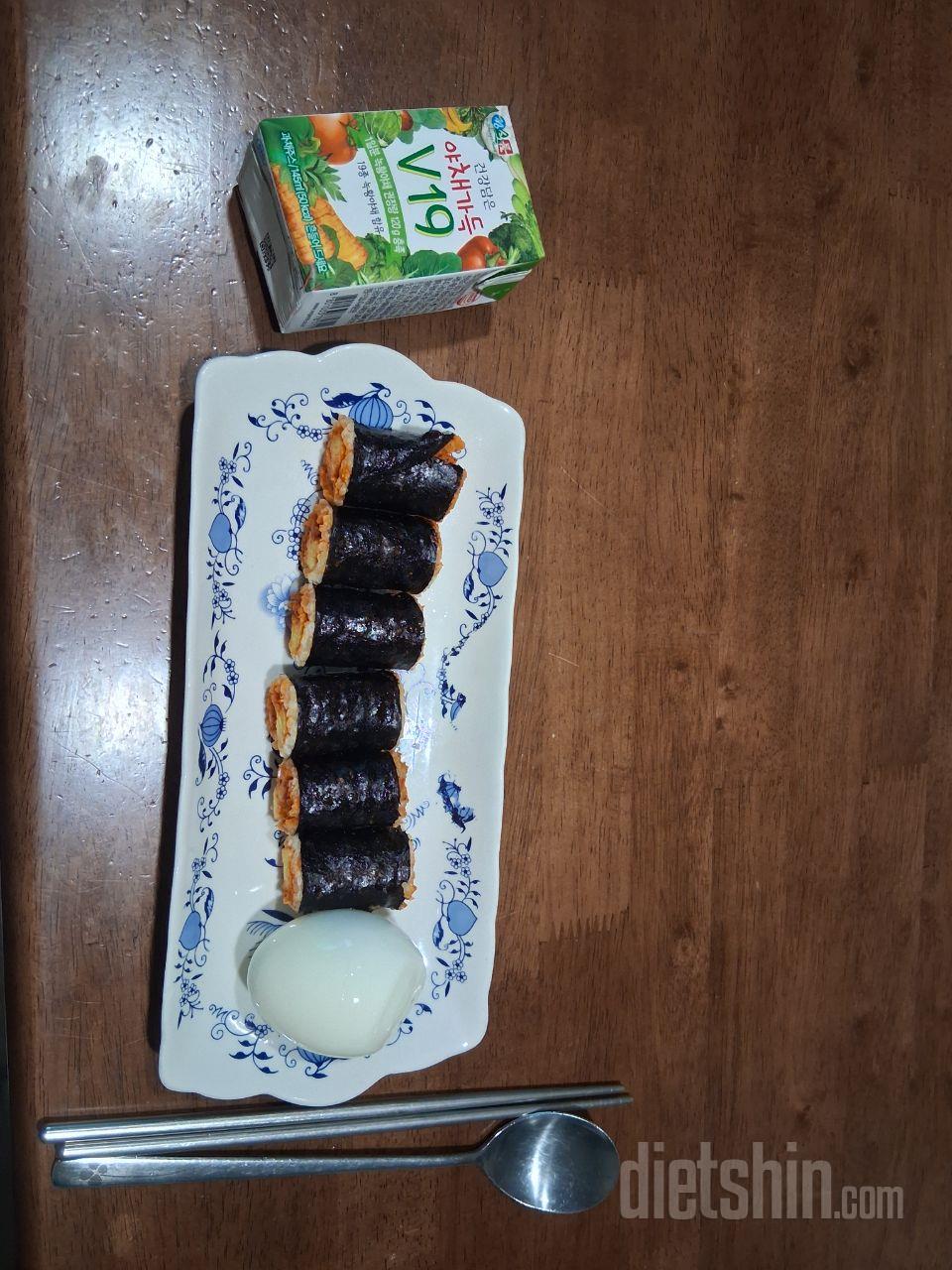 곤약 꼬마 김밥을 처음으로 사보았는데