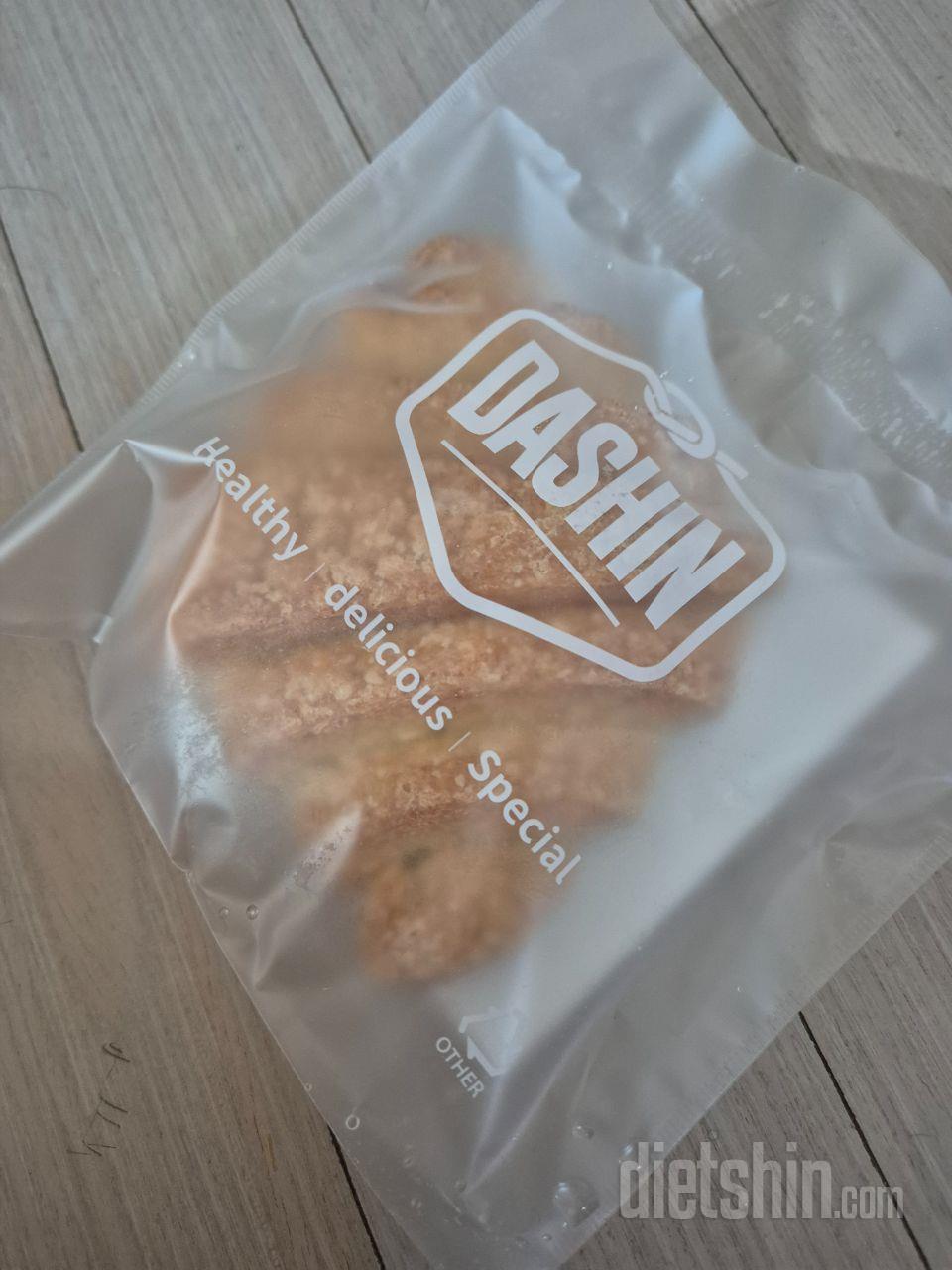 지난번 주문하고 통밀인데 통밀맛이겠지