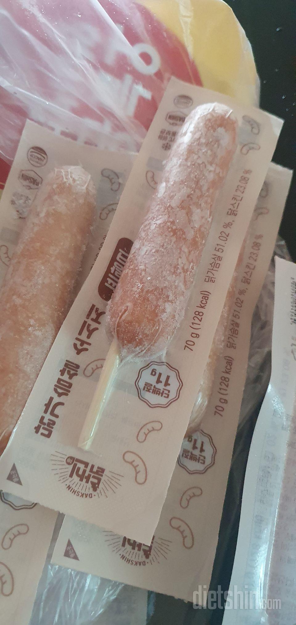탱글탱글하니 맛있어요
볶음밥 파스타에