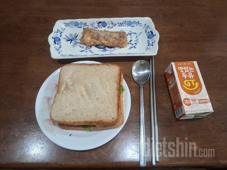 평소에 단백질식단을 챙겨먹으려고 노력