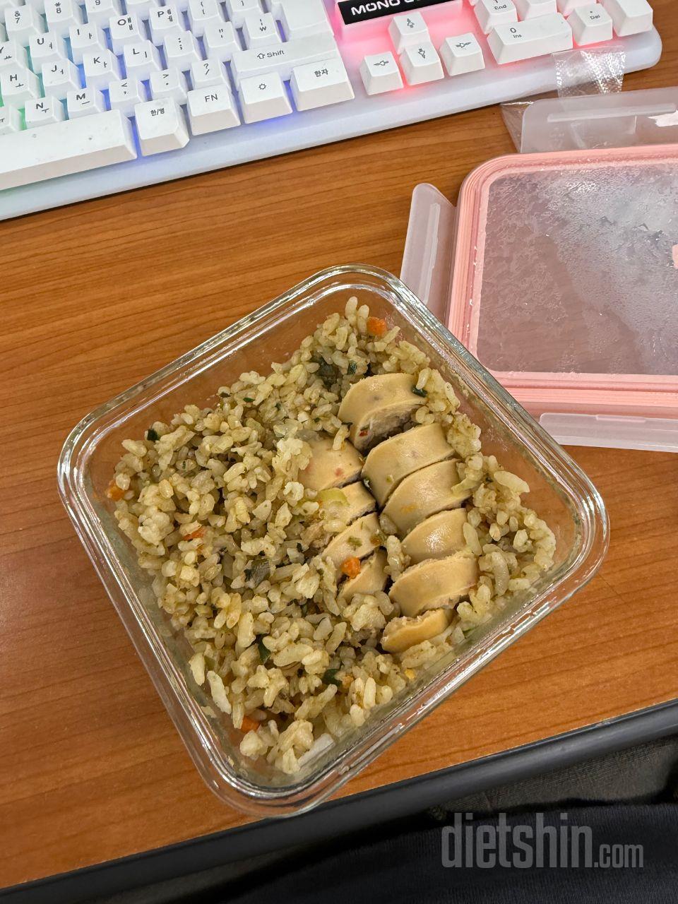점심도시락으로 매일매일 싸서 먹고있어