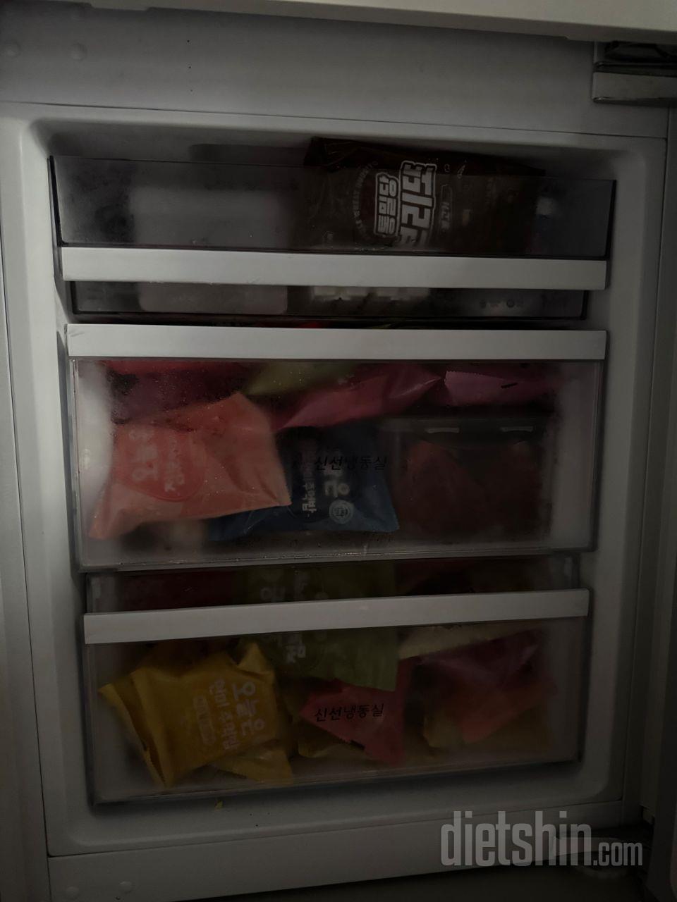 아침점심저녁 다 잘 챙겨먹는 중이에요