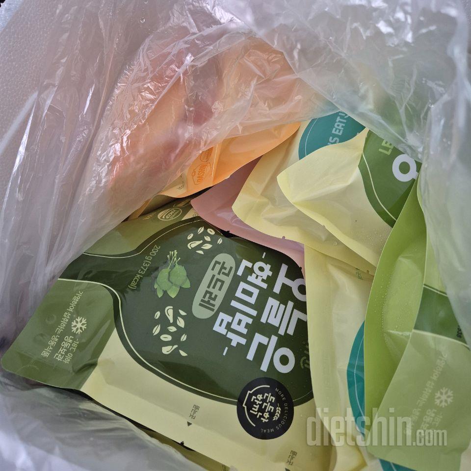 저는 맛은 있는데 현미쌀이라 소화