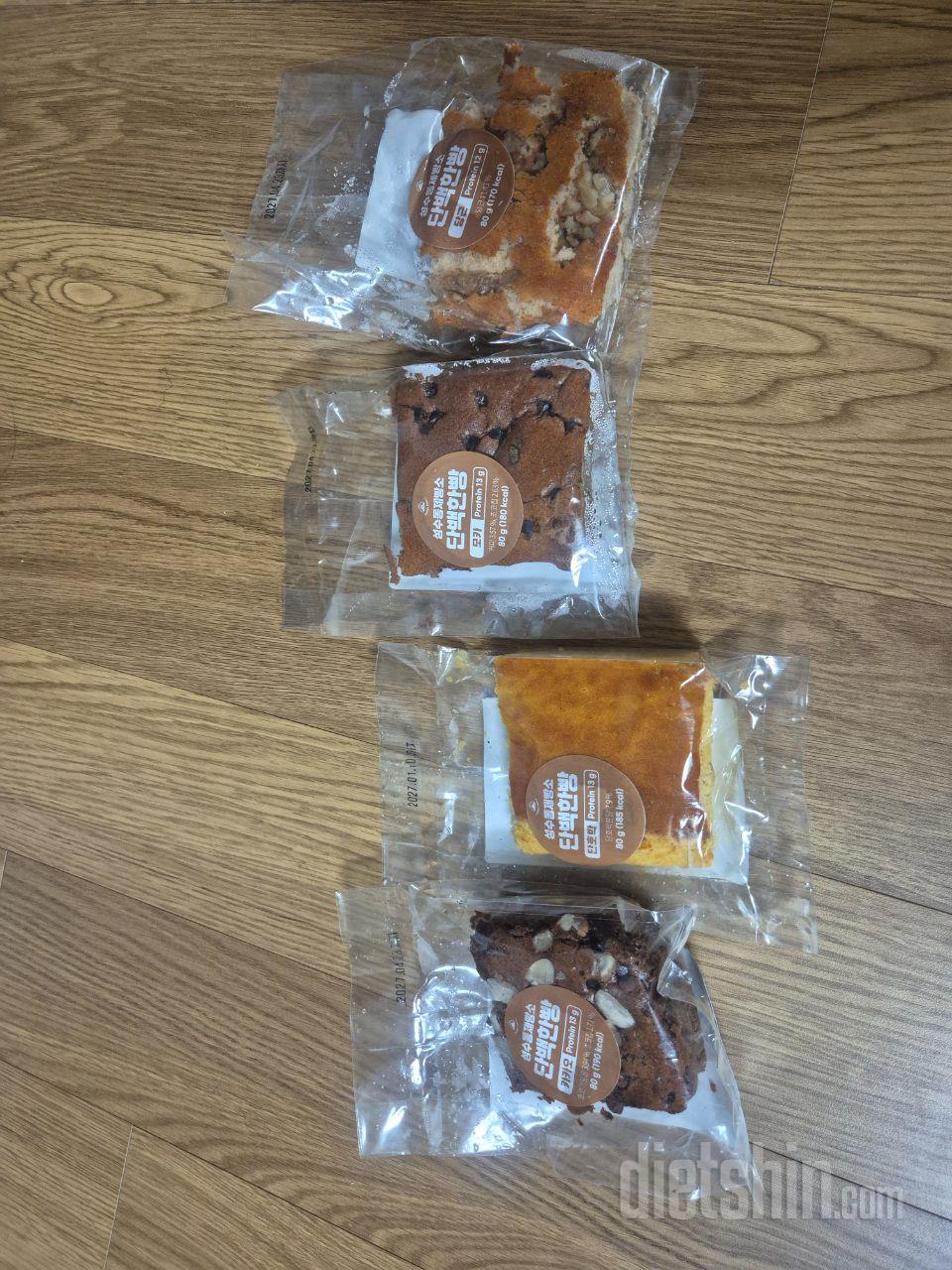 빵이 살짝 뭉개져서 와서 아쉽긴했지만