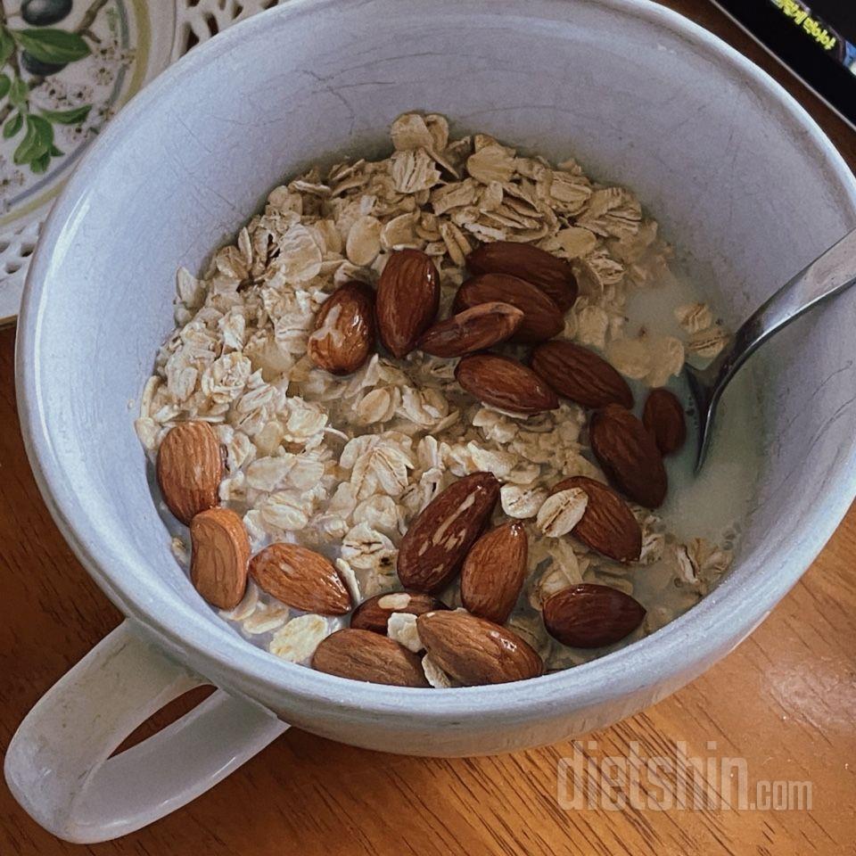 08월 10일 아침 (1251kcal)