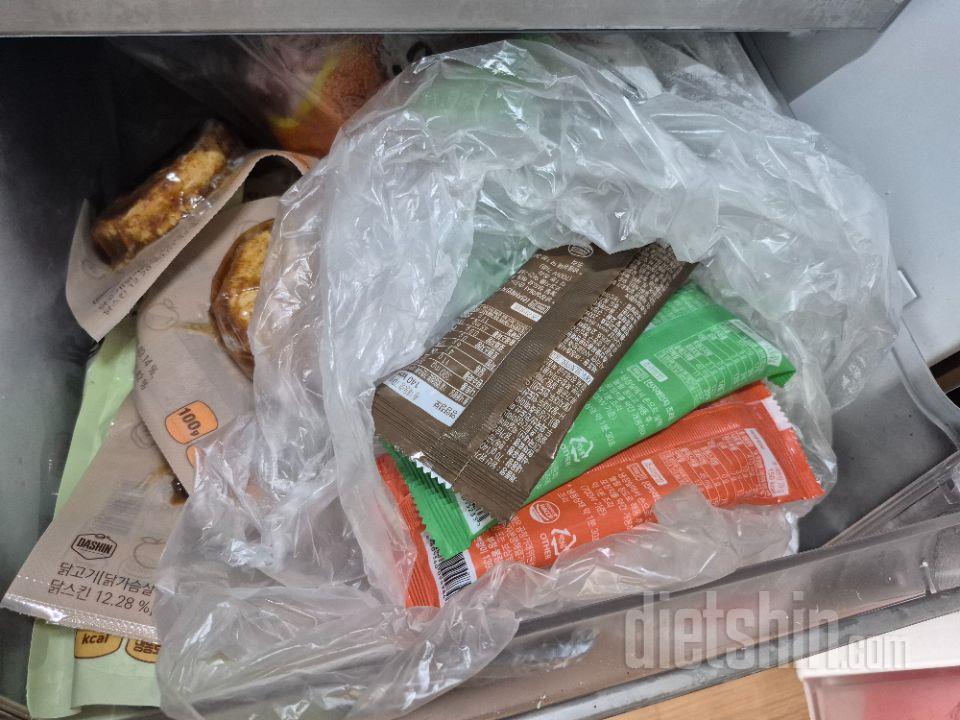 배송기간 적당, 맛도 괜찬ㄹ아요