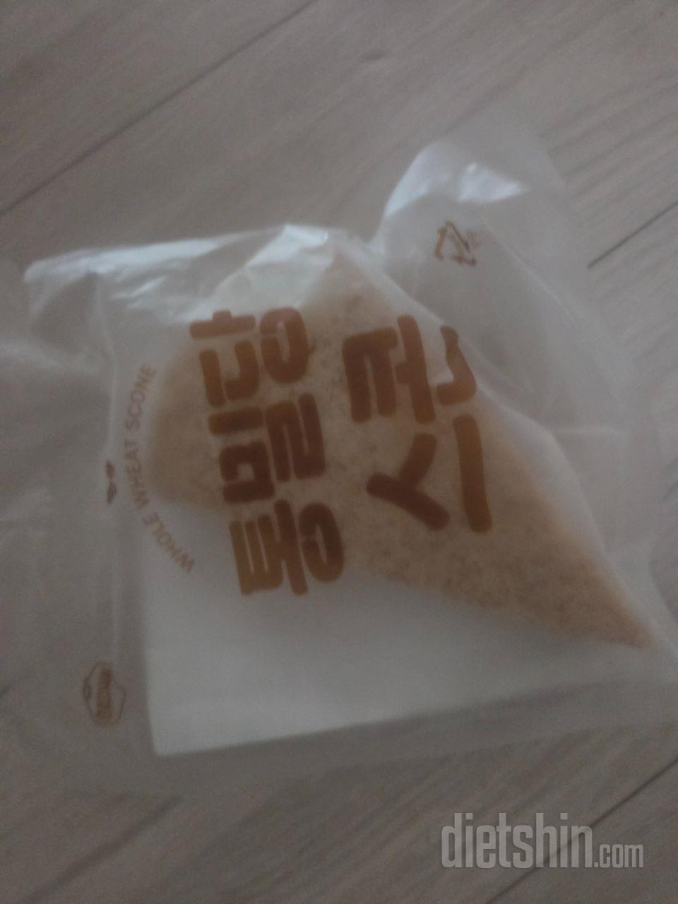 커피에 스콘ᆢ맛있어요