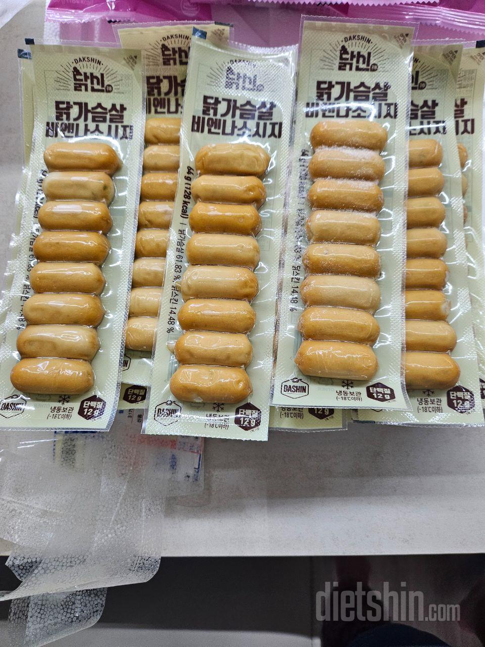 서비스로 받아서 먹었는데 맛있어서 주