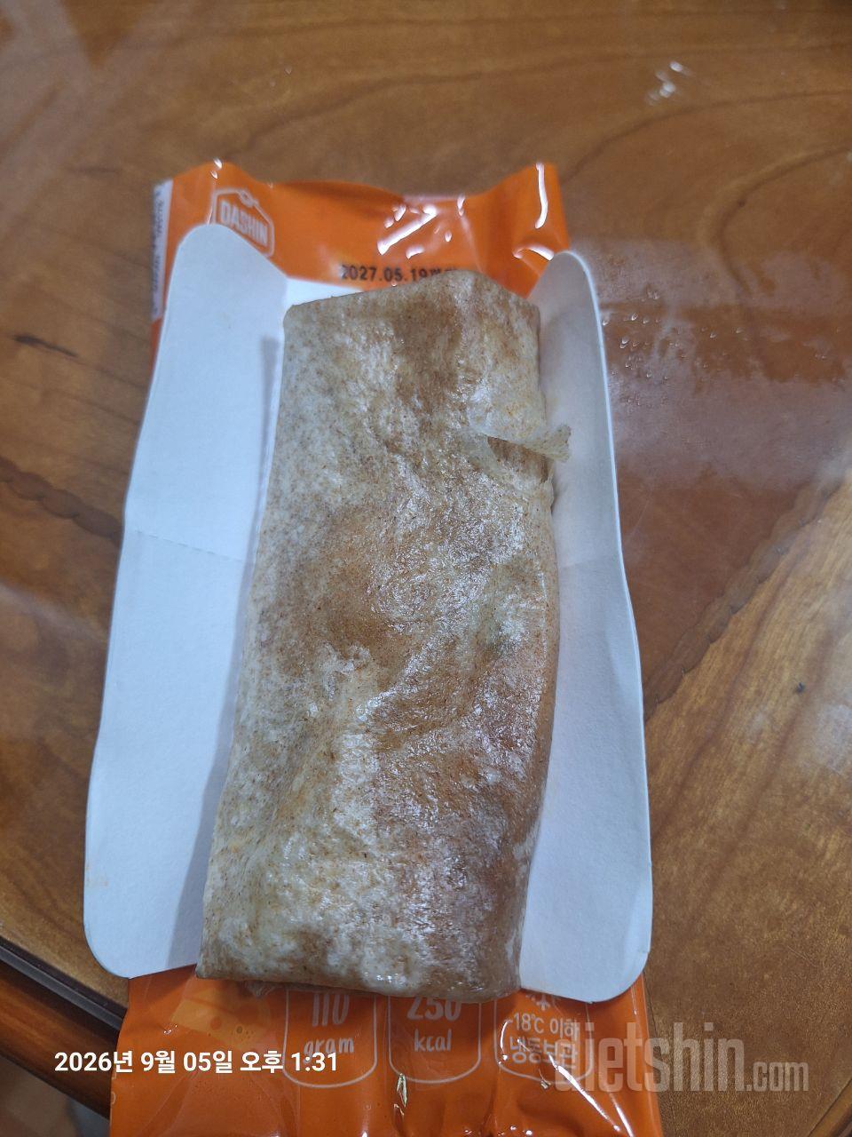 치즈가 가득이고 맛있어요.