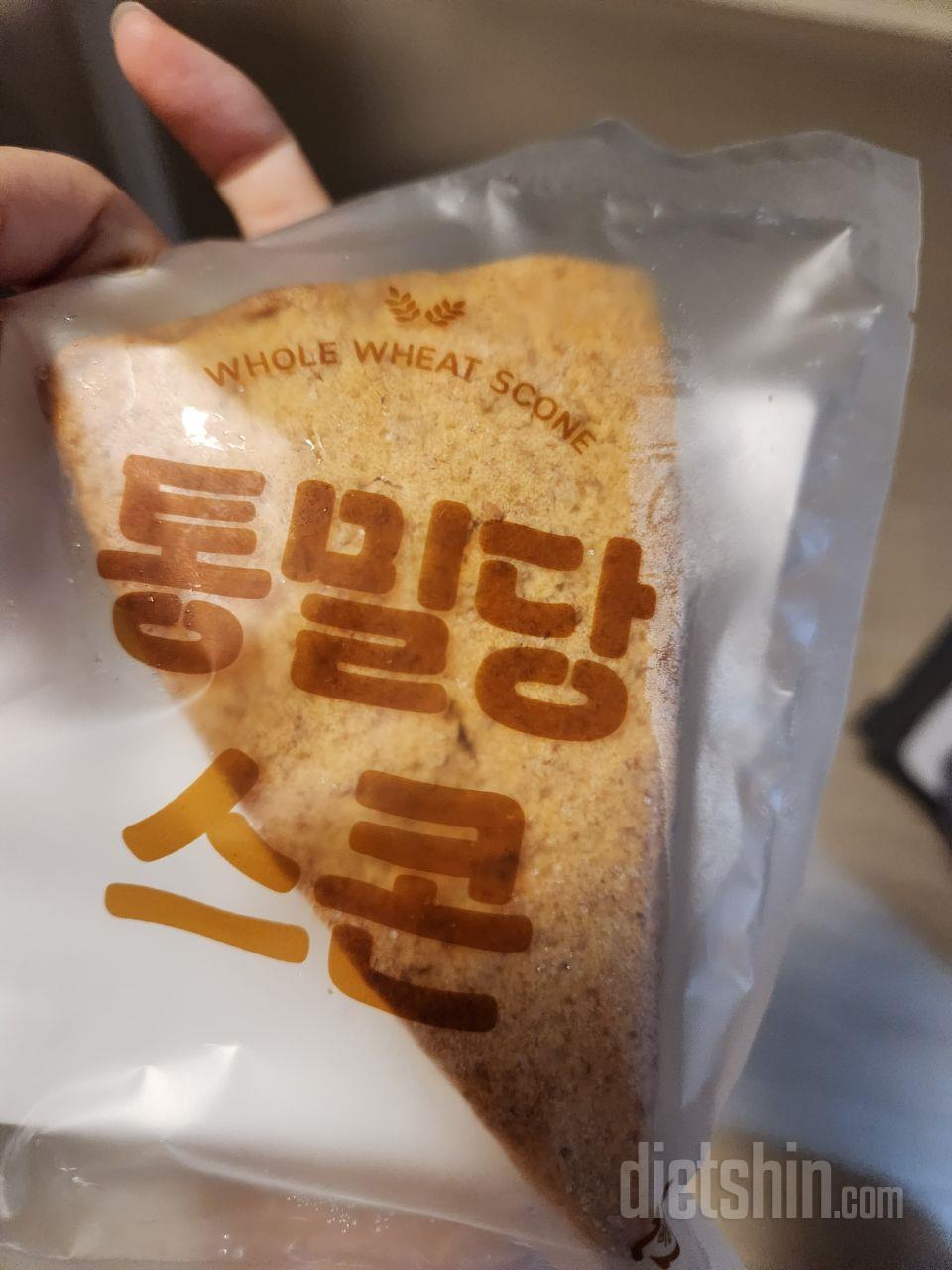 분명 후식인데 걱정없이 기분좋게 쓸어