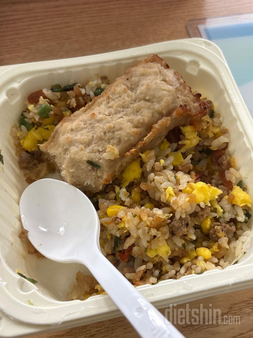진짜 개 맛있음
특히 삼색소보로 ;