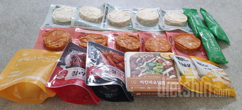 매콤하고 가볍게 먹기 좋아요~