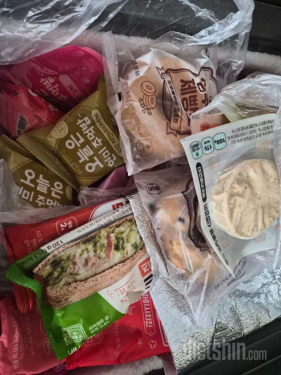 가장 먼저 경험한게 점보주먹밥인데,