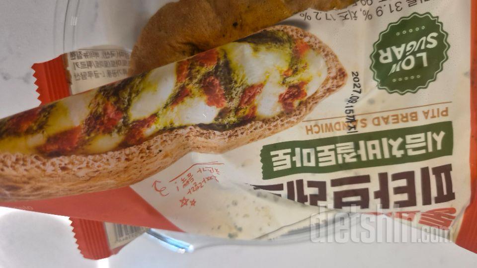 사진하고 너~~~~무 달라서 놀랐습니