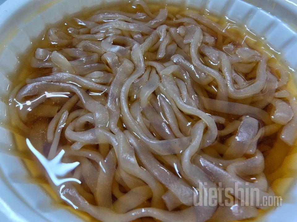 저칼로리 건강면이라고 해서 기대하며