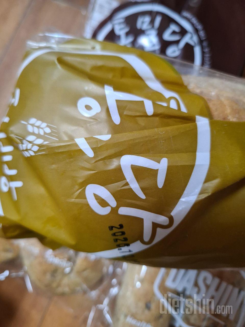빵을엄청좋아하는데 혈당걱정때문에 조금