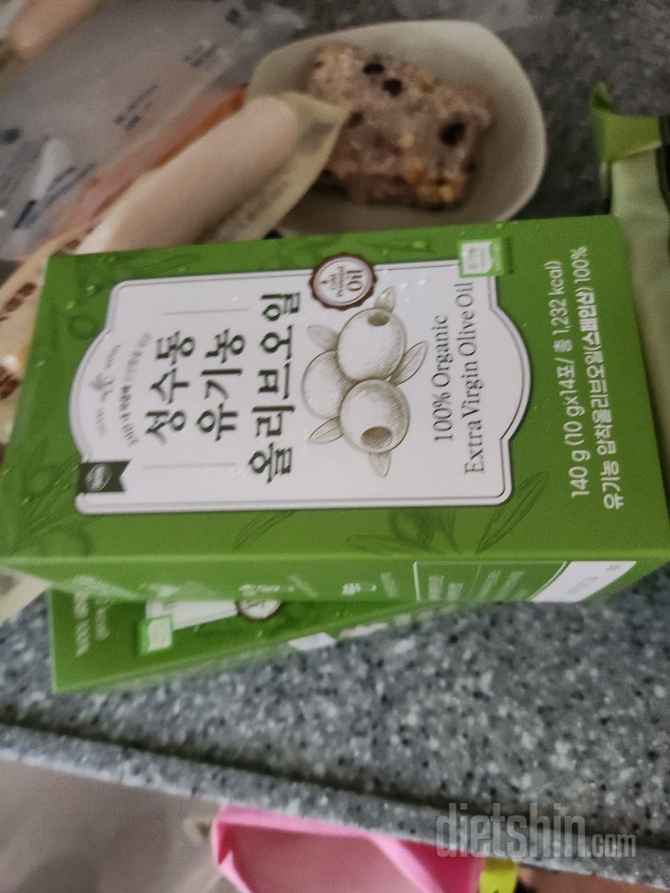 세일해서 구매함 공복에먹으려함