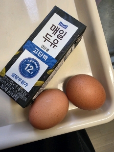 단백질 챙겨먹기...