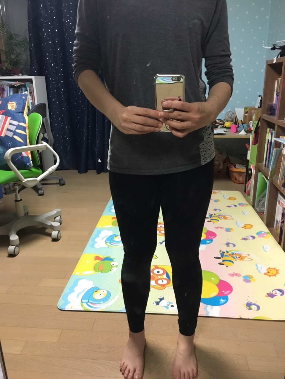 아침마다 아무 걱정없이 아무 옷이나 입는 그 날까지~~