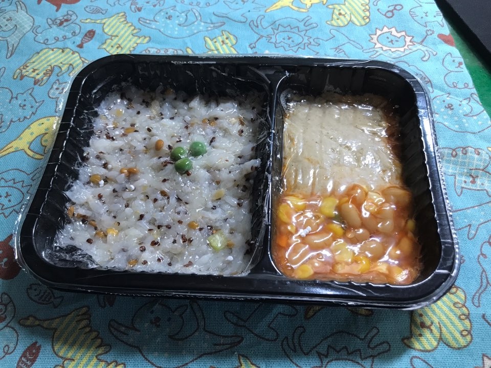 [혼밥 다이어트 도시락] 두번째, 퀴노아영양밥&두부스테이크