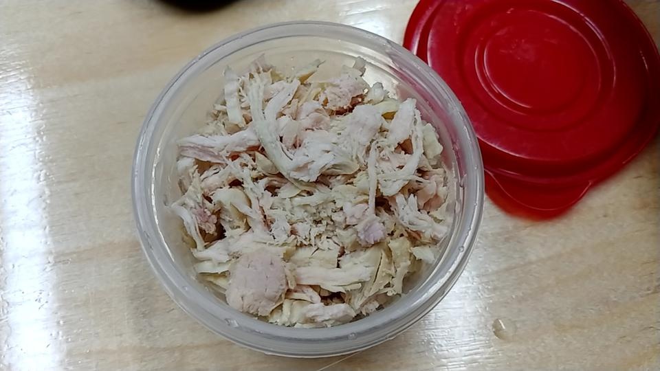 고양이 간식으로 구입했어요.