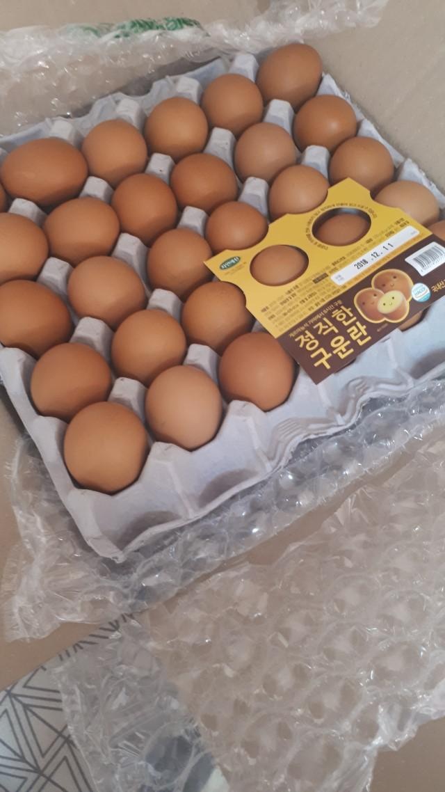 맛있어요! 제가 다른곳에 구운란 많이 구입해봤는데 껍질이 잘안까지거나 썩은 계란이 오는경우가 많아서 실...