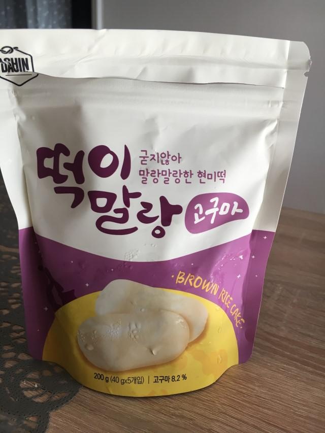 간식 지금 모유수유 중이라 밀가루가 없는 건강한 간식을 찾고 있었어요!!! 넘 맛나네요~~ 일단 고구마 받자...