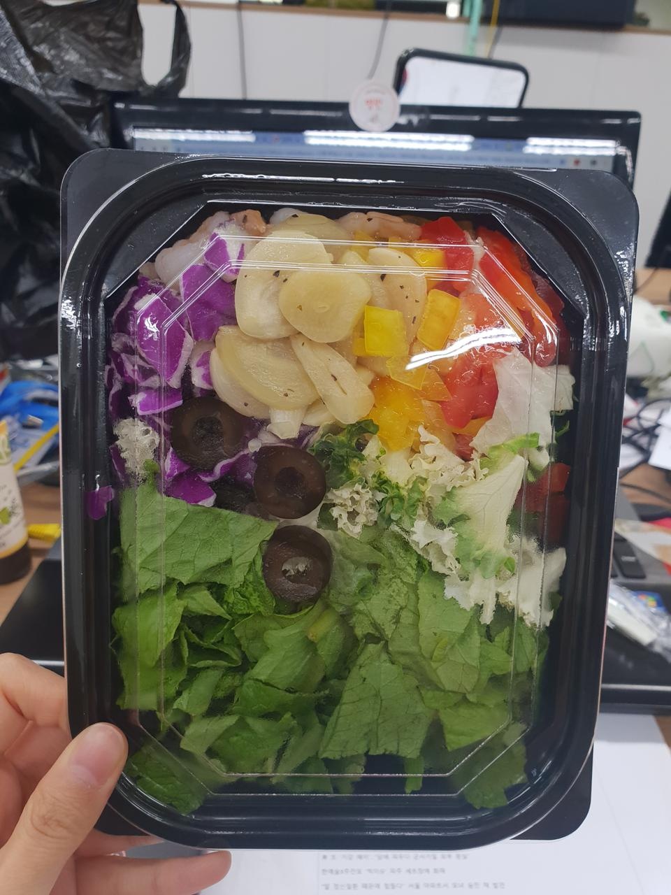 배송이 더 빨랐다면 좋았겠지만
제품은 신선하고 좋았어요 ㅎㅎㅎ