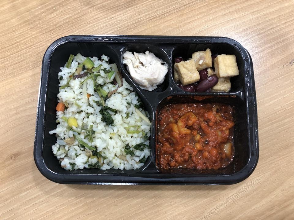 배송도 빠르고
무엇보다! 도시락이 정말 맛있네요ㅠ
먹고 맛나서 놀랐습니당
꿀맛!