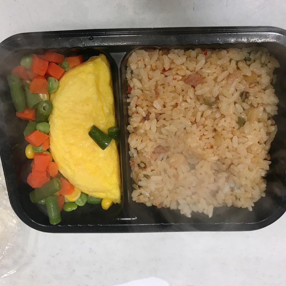 맛있게 잘 먹고있어용~