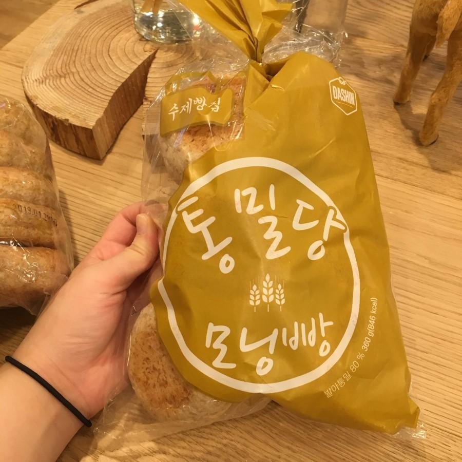 단팥빵, 모닝빵, 카카오빵 3종류 주문했는데 통밀빵 치고는 가격도 저렴해서 좋았어요! 크기가 작을까 ? 했...
