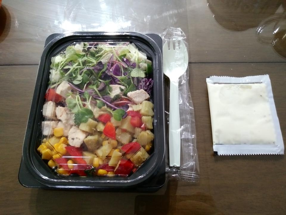 신선하고 깨끗해보여요
콥. 쉬림프가 맛있습니다 재구매 할거에요