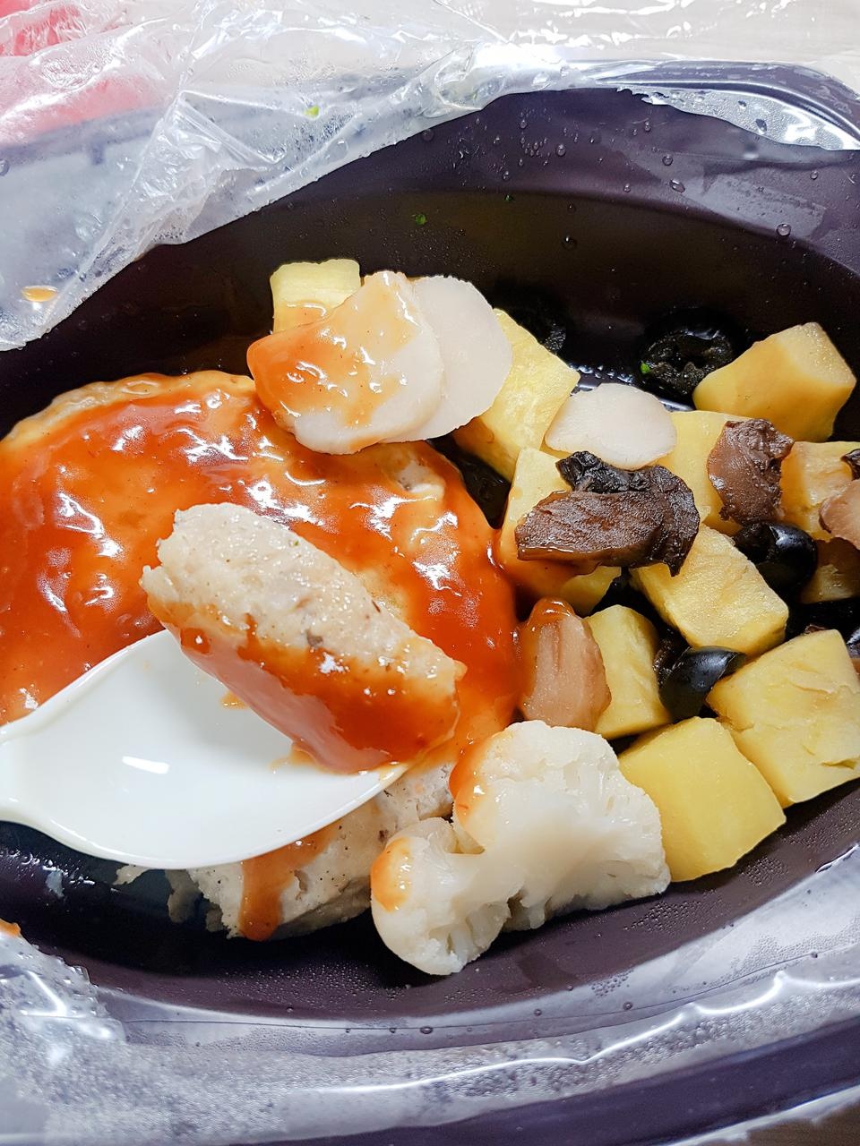 너무 맛있어요!!
소스 덕분에 더 맛있게먹을수있네요ㅎㅎ(소스진짜맛있네요)
개인적으로 원래 먹는양이 많아...