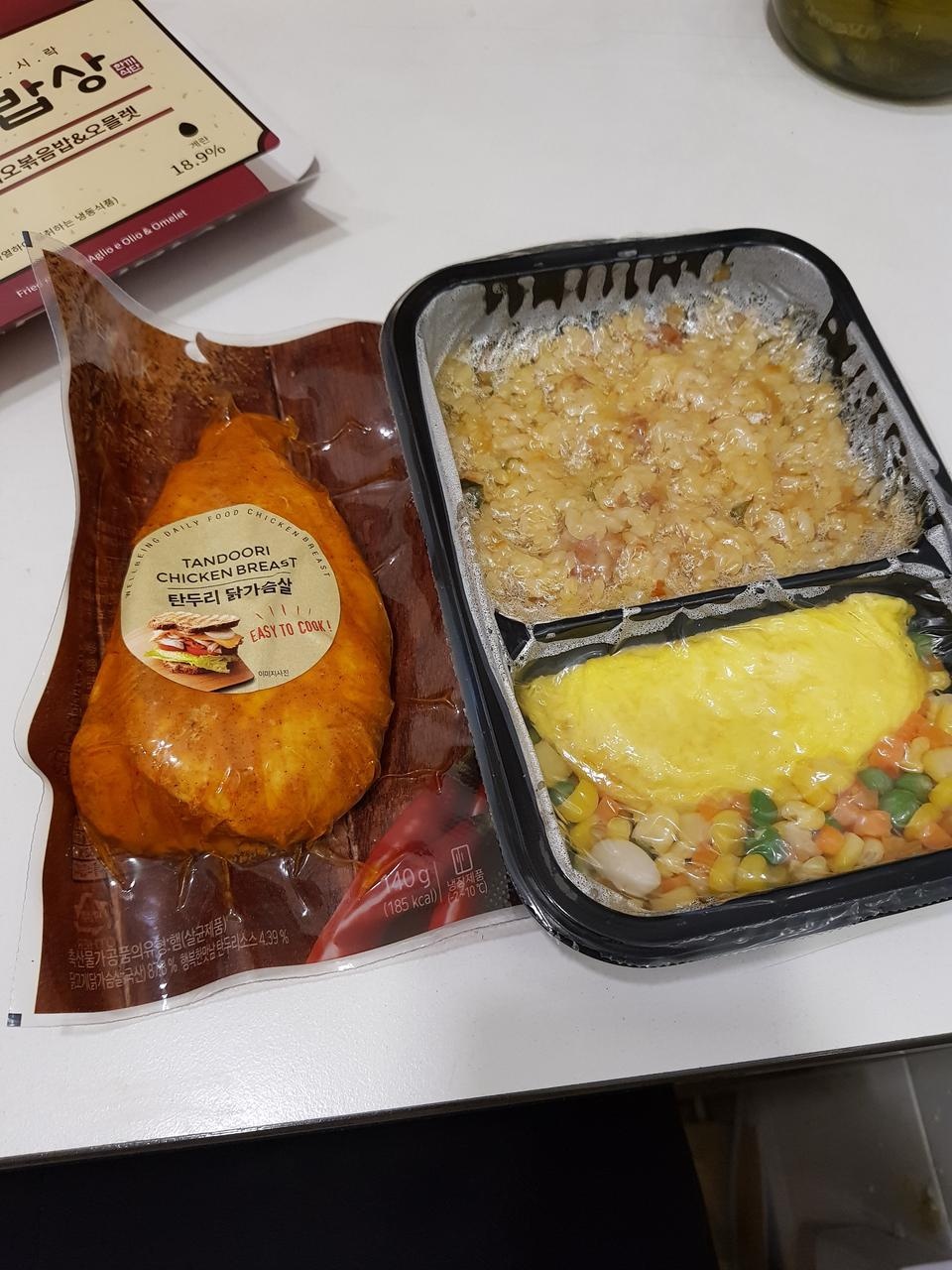 배송도 빠르고  맛도 좋아요
운동하고 간단히 먹기좋습니다
편하고요