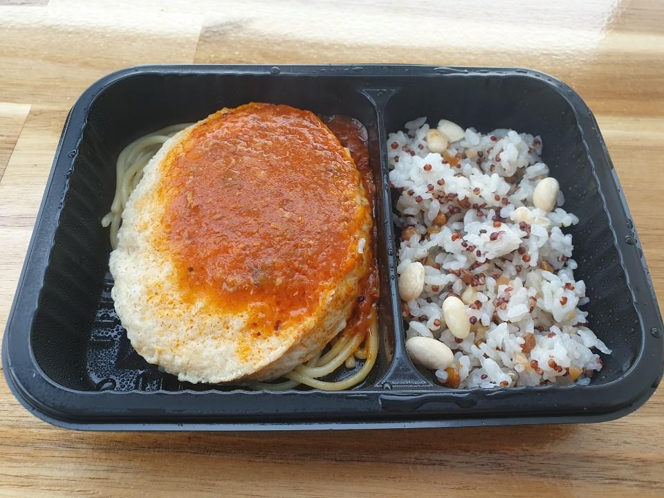 밥이랑 반찬이랑 너무 맛있어요 ㅠㅠㅠ
다이어트식단 맞나요?!