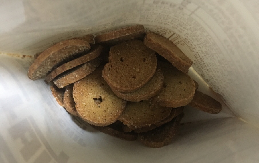 배송 빠르고 맛은 있는데 살
