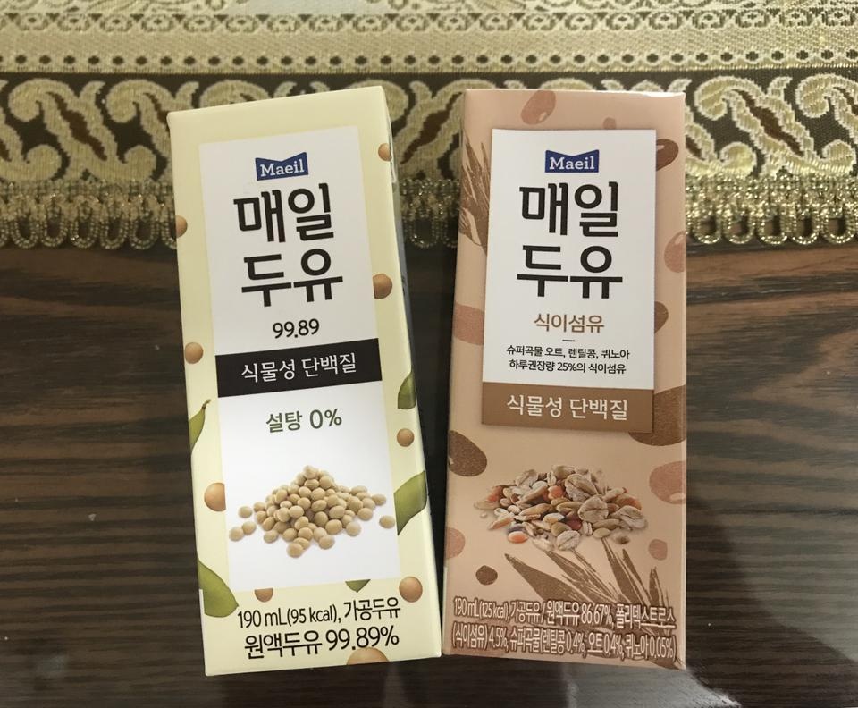 일반 두유보다 담백하고 칼로리도 낮아서 부담없이 먹을 스 있어요.드유다이어트 고고~